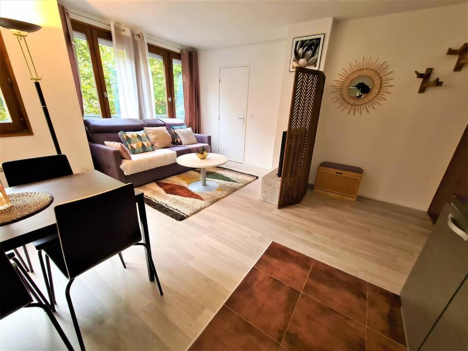 Joli T2 Lumineux Et Cosy Au Centre D'Annecy Apartment ภายนอก รูปภาพ